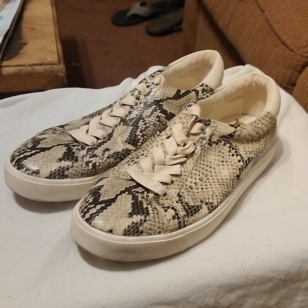 Sam Edelman Ethyl Snake Print sz 9.5